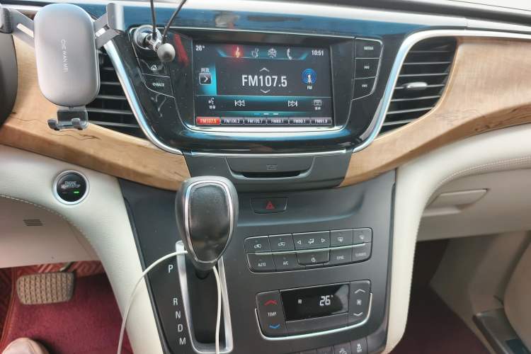 Used Buick GL8 2018 ES 28T Comfort Model China VI Standard