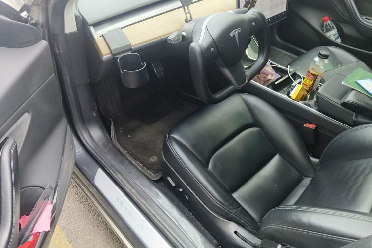 Used Tesla Model 3 2019 Long-Range Rear-Wheel-Drive Version