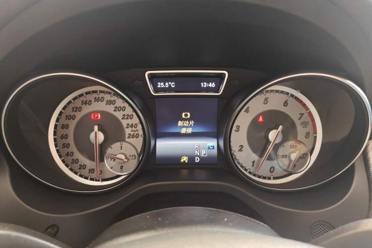Used Mercedes-Benz GLA 2016 GLA 200 Fashion Model Instrument Cluster