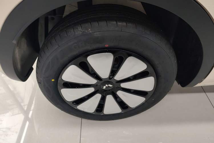 Used Wuling Bingo 2025 333 km Enjoyment Version
