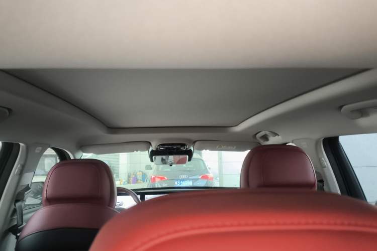 Used EXEED Stellar 2023 400T Two-Wheel Drive Comfort Flyfish Edition