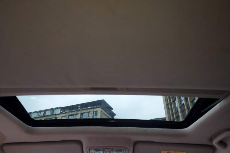 Used CHANGAN OSHAN CX70 2017 Facelifted CX70T 1.5T Manual High-Performance Edition
