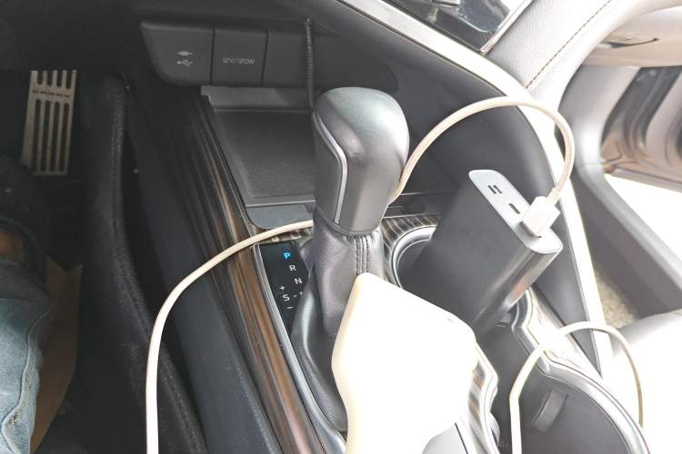 Used Toyota Camry 2018 2.0G Luxury Edition
