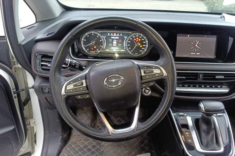 Used GAC Trumpchi M6 2019 270T DCT Luxury Edition (7-seater) China VI
