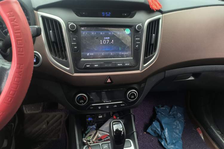 Used Hyundai ix25 2015 2.0L Automatic Two-Wheel Drive Intelligent GLS