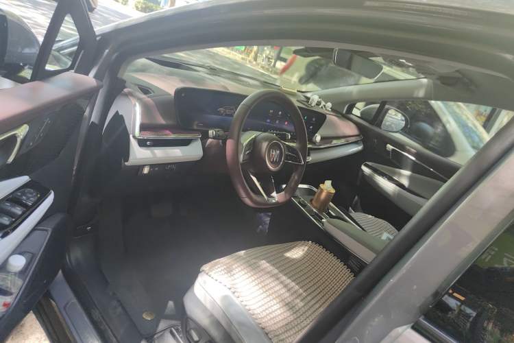 Used Buick E4 2023 Deluxe Edition Left Front Seat