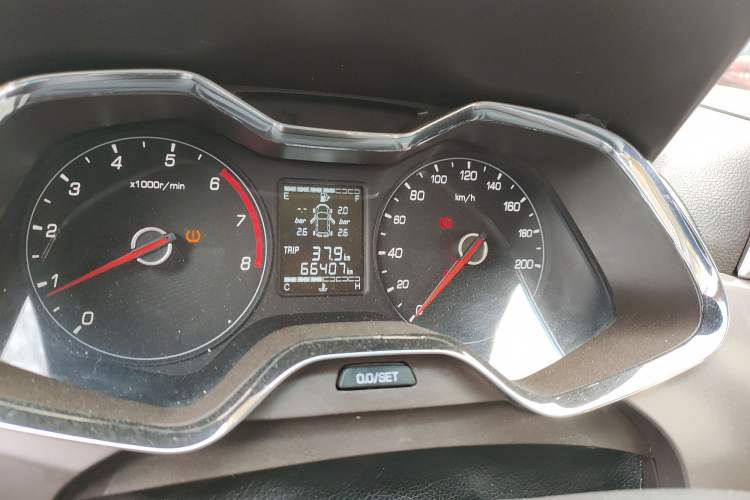 Used Baojun 310W 2017 1.5L Manual Fashion Model China V
