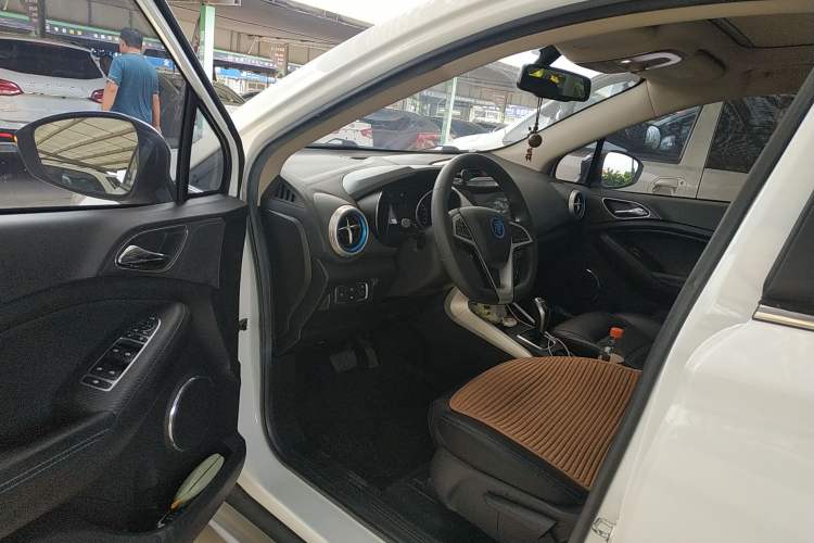 Used BYD Yuan New Energy 2018 EV360 Smart Connect Cool Edition