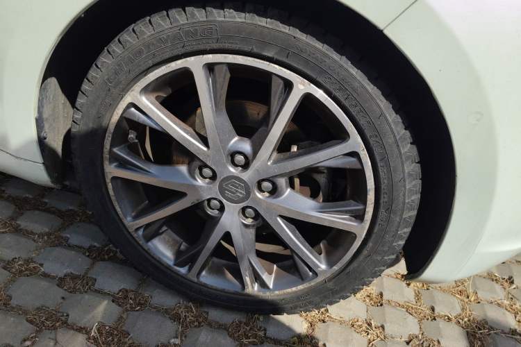 Used Leapmotor S01 2019 380 Pro Right Front Wheel Hub