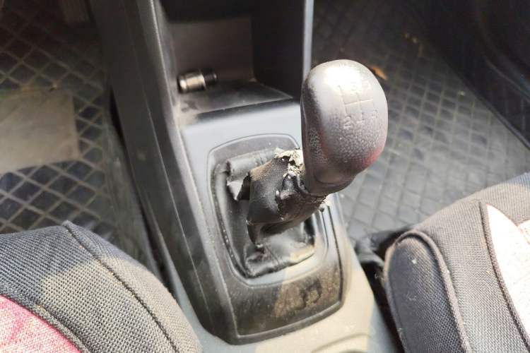 Used Baojun 310 2020 1.2L Manual Comfort Edition Gear Lever