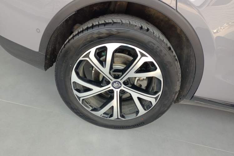 Used BYD Tang New Energy 2025 Intelligent Driving Version DM-i 115KM Flagship Edition Right Rear Wheel Hub