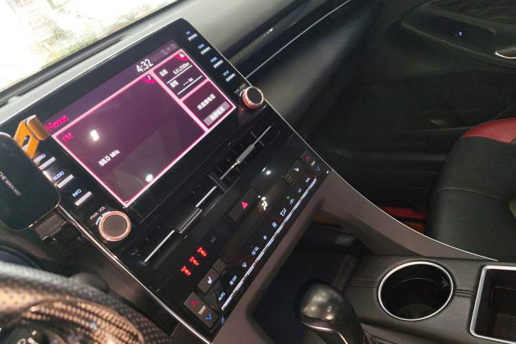 Used Toyota Avalon 2021 2.5L Touring Prestige SPORT Edition Audio And AC Panel