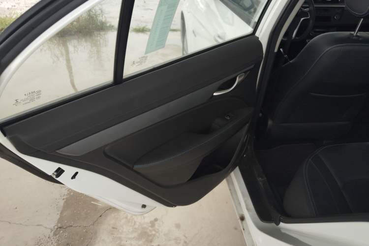 Used Geely Auto Emgrand New Energy 2018 EV450 Ambition Model
