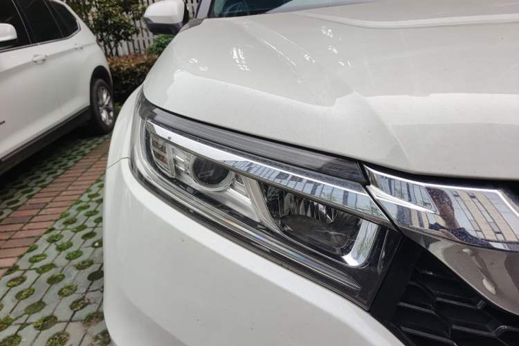 Used Honda Avancier 2017 240TURBO Two-Wheel Drive Elite Edition Right Front Headlight