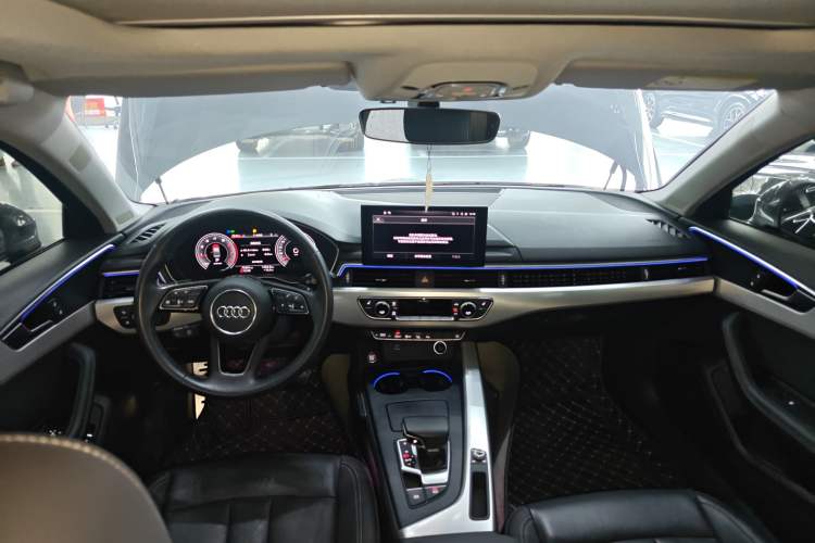 Used Audi A4L 2022 40 TFSI Luxury Prestige Edition
