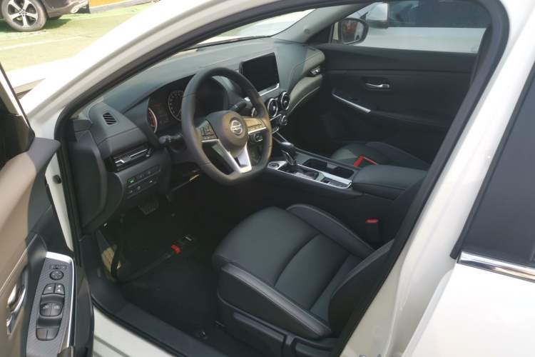 Used Nissan Sylphy 2022 1.6L XL CVT Enjoyment Edition Driver Seat