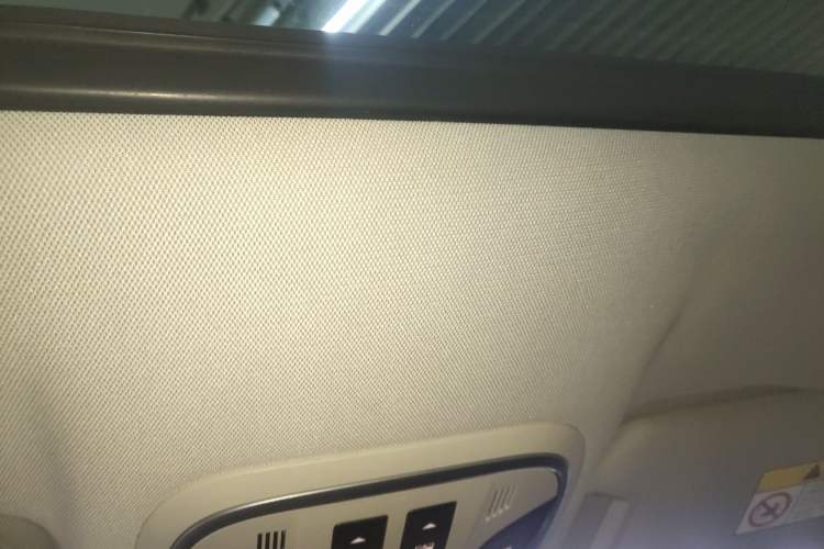 Used Wey VV7 2017 2.0T Ultra-Luxury Version
