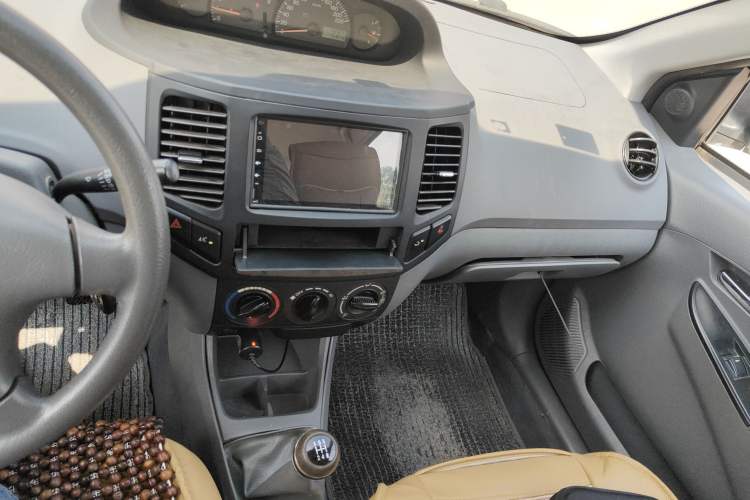 Used Geely Auto Diamond 2013 1.5L Manual Entry-Level Model
