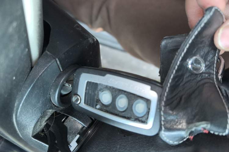 Used Volkswagen Santana Vista 2008 1.8L Manual Sishang Model Vehicle Key