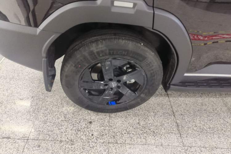 Used JETOUR Freelander 2025 1.5TD DCT Discovery Right Rear Wheel Hub