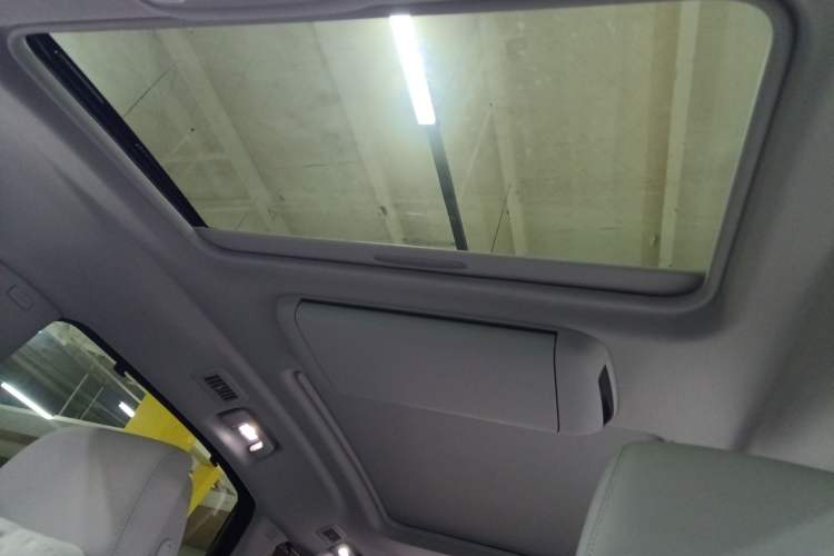 Used Buick GL8 2025 Lu Zun Deluxe Edition