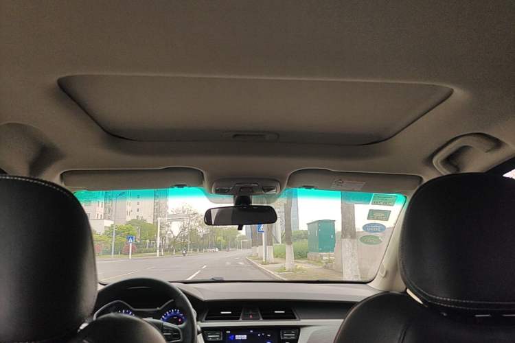 Used Geely Auto Vision X3 2017 1.5L Automatic Luxury Model Headliner