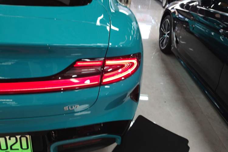 Used Xiaomi Auto SU7 2024 Rear-Drive Long-Range Intelligent Driving Version