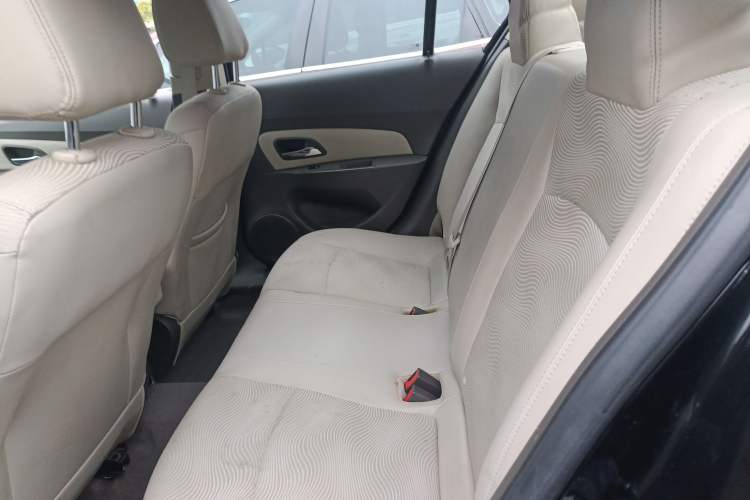 Used Chevrolet Cruze 2015 1.5L Classic SL MT Left Rear Seat