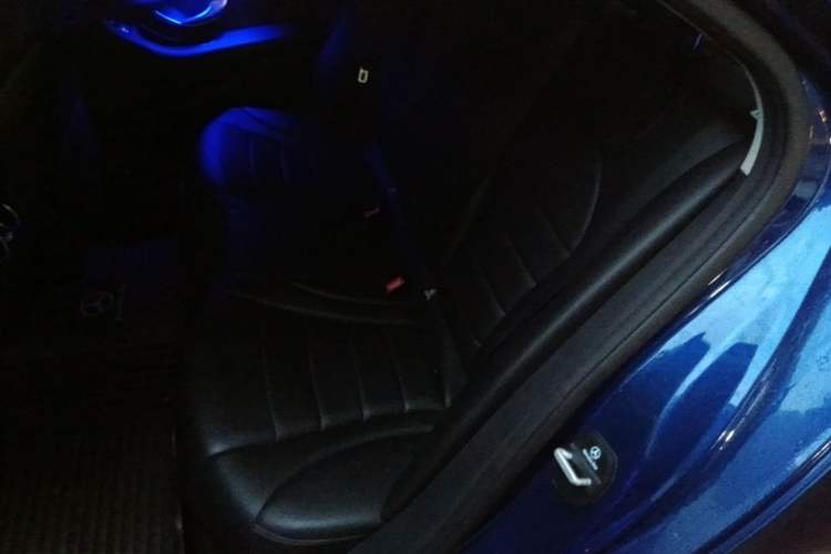 Used Mercedes-Benz C-Class 2015 C 200 L Sport Edition Left Rear Seat