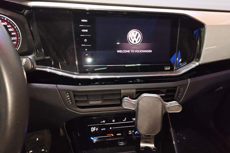 Used Volkswagen Tayron 2020 330TSI Two-Wheel Drive Luxury Smart Connectivity Version
