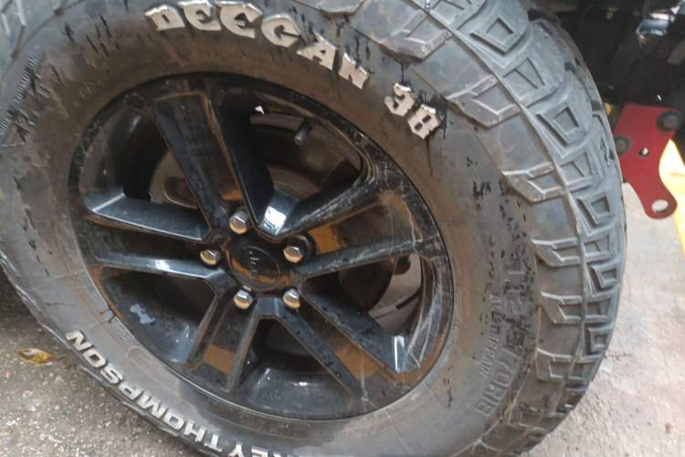 Used Jeep Wrangler 2022 2.0T High Altitude Four-Door Edition Right Front Wheel Hub