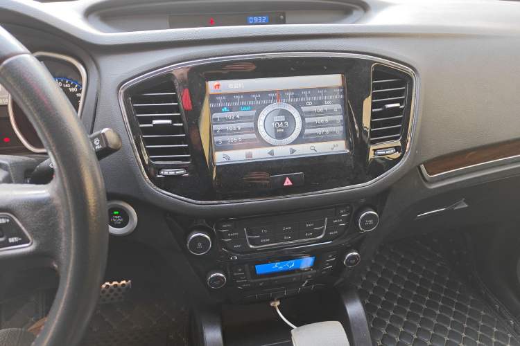 Used Geely Auto GX7 2014 2.0L Automatic Prestige Edition