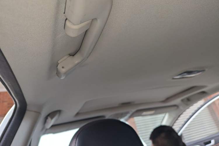 Used Haval H6 2014 Sport Version 1.5T Manual Two-Wheel Drive Elite Edition Headliner