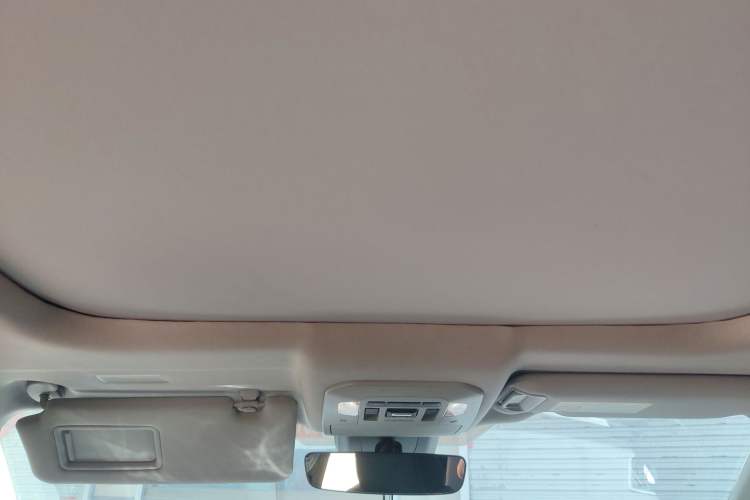 Used Toyota Highlander 2022 Dual-Engine 2.5L Four-Wheel Drive Prestige Version 7 Seats Headliner