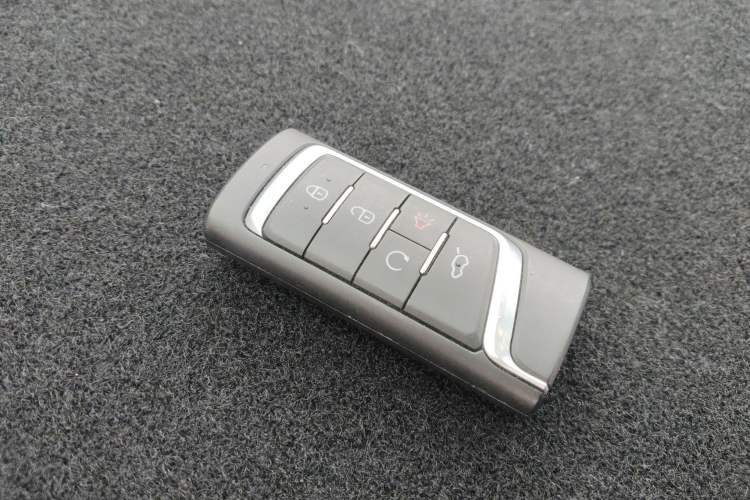 Used GAC Trumpchi M6 2019 270T Automatic Luxury Edition (6-seater) - China V Standard
