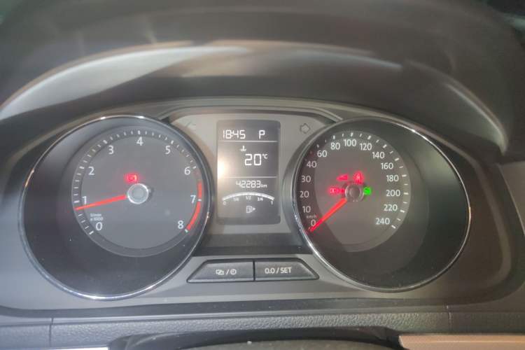 Used Volkswagen Gran Lavida 2017 180TSI DSG Comfort Edition Instrument Cluster