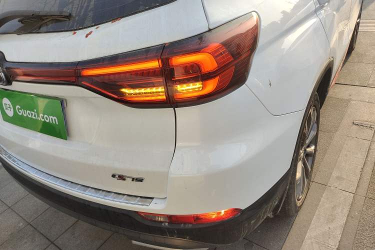 Used Changan CS75 2022 Blue Whale Edition 1.5T DCT Prestige Model
