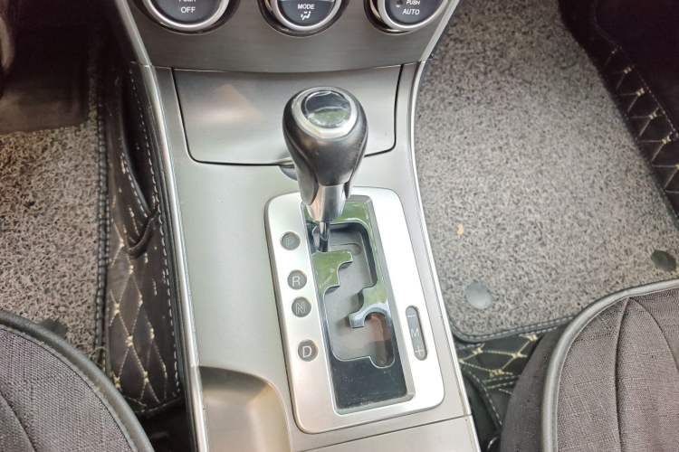Used Mazda 6 2013 2.0L Automatic Fashion Edition Gear Lever