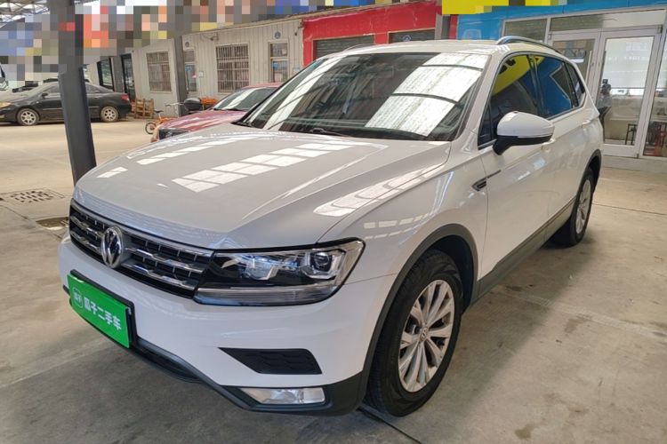 Used Volkswagen Tiguan L 2017 330TSI Automatic Two-Wheel Drive Luxury Edition Guazi used car, China used car export, Used car for sale, Used cars, Cheapest cars for sale