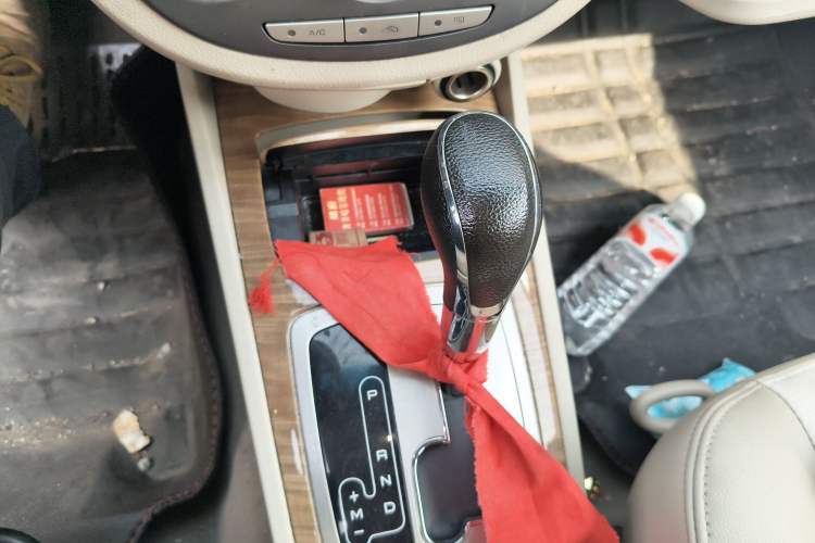 Used Buick Excelle 2015 1.5L Automatic Classic Model Gear Lever