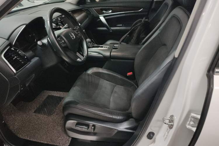 Used Honda Avancier 2017 240TURBO Two-Wheel Drive Elite Edition