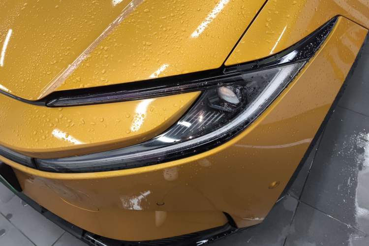 Used Toyota bZ5 2025 Model 630 PRO Smart Driving Edition Left Front Headlight