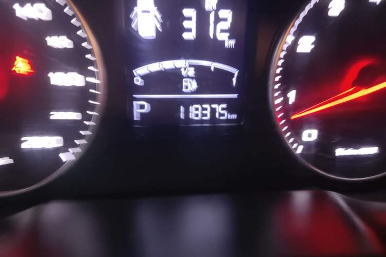 Used MG ZS 2018 1.5L Automatic Luxury Edition China V Standard