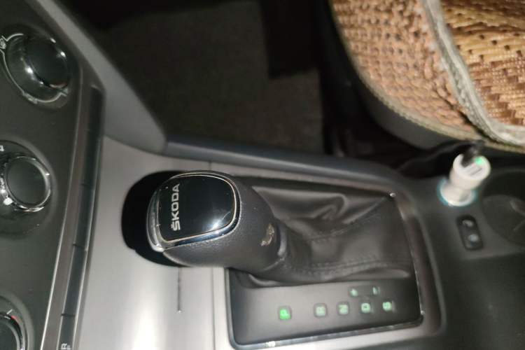 Used Skoda Octavia 2014 1.6L Automatic Eado Edition
