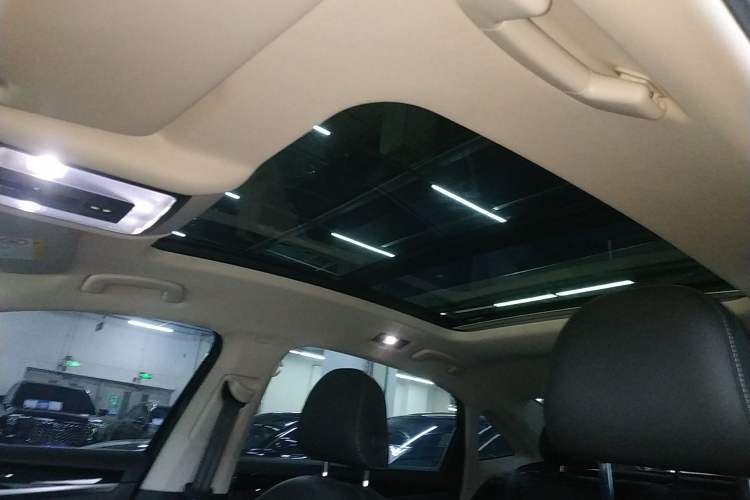 Used Volkswagen Passat 2023 Revised 330TSI Elite Edition Headliner