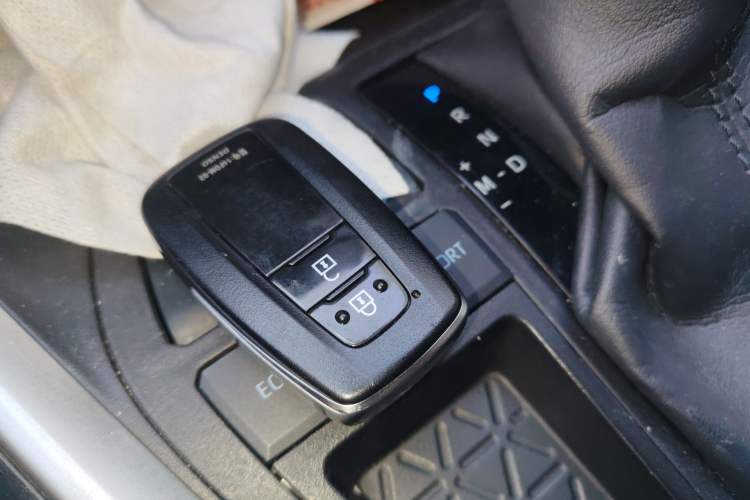 Used Toyota Wildlander 2021 2.0L CVT Two-Wheel Drive Luxury Edition
