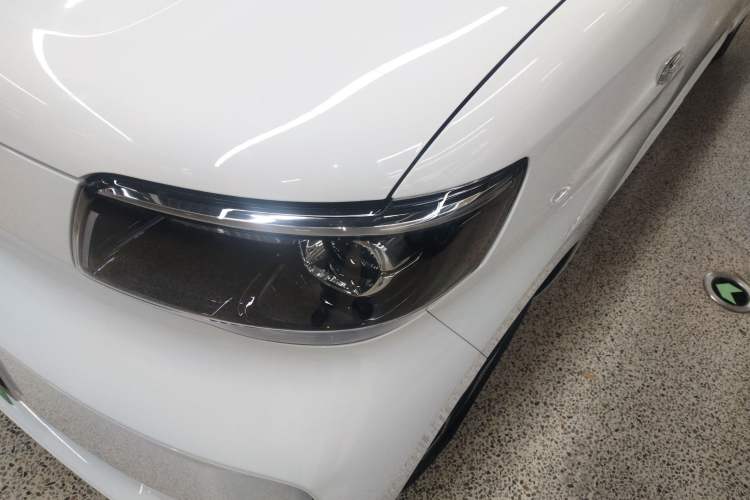 Used Wuling Zhiguang New Energy 2025 Comfort Model Left Front Headlight