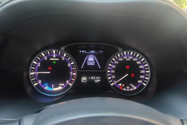 Used Infiniti QX60 2016 2.5 S/C Hybrid Two-Wheel-Drive Excellence Edition China V Standard