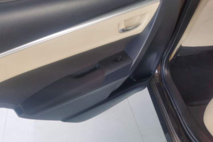 Used Toyota Corolla 2017 Revised Version 1.2T S-CVT GL
