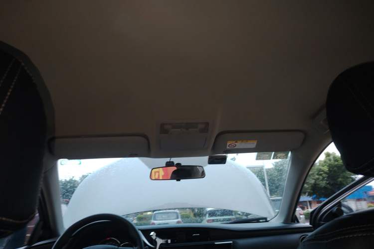 Used Toyota Corolla 2018 1.2T S-CVT GL Smart Enjoyment Version Headliner